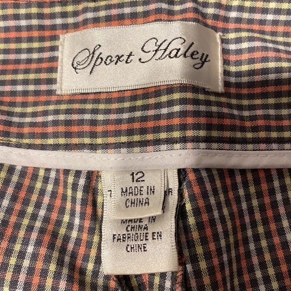 O womens Sport Haley stretch shorts size 12.  EUC - Picture 4 of 4